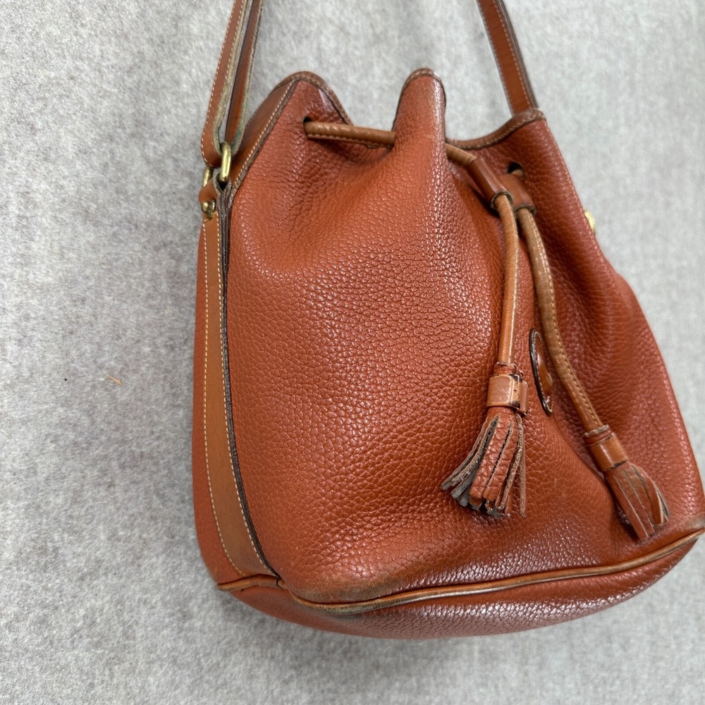 VTG DOONEY & BOURKE Tan Brown Bucket Bag Purse All Weather Leather‎ Shoulder - Picture 7 of 14